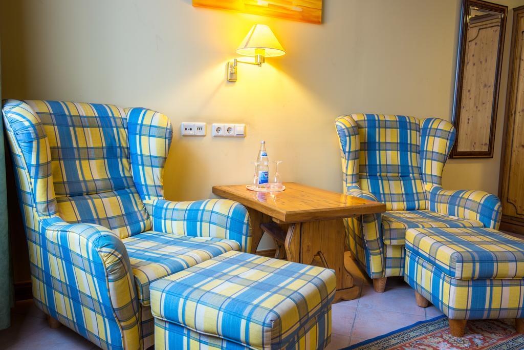 Allvitalis Traumhotel Карлсруе Екстер'єр фото