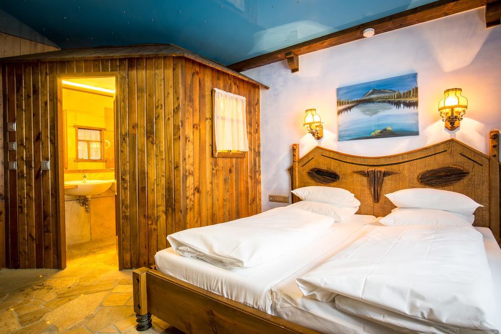 Allvitalis Traumhotel Карлсруе Екстер'єр фото